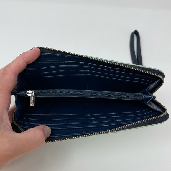 Fossil Wallet Wristlet Clutch Colorblock Leather - Picture 4 of 10